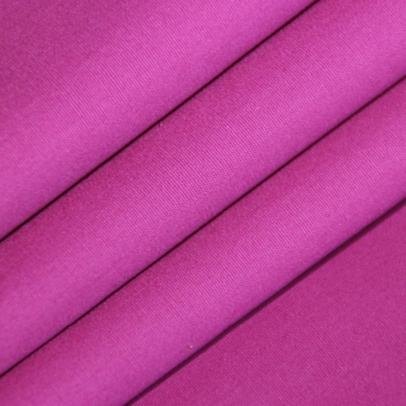 TMIE-08-4-3 120GSM a teint le tissu de sergé de popeline de polyester de couleurs