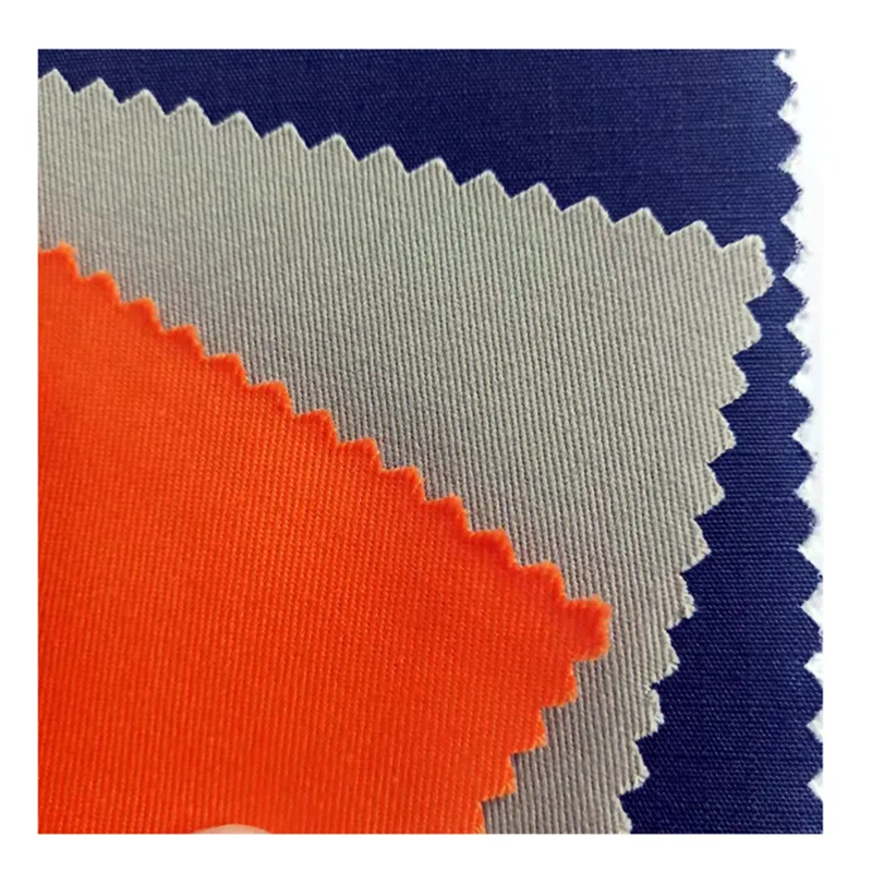 Tissu de sergé de popeline de polyester de couleurs teintes par 115GSM du poids moyen de TMIE-08-4-2