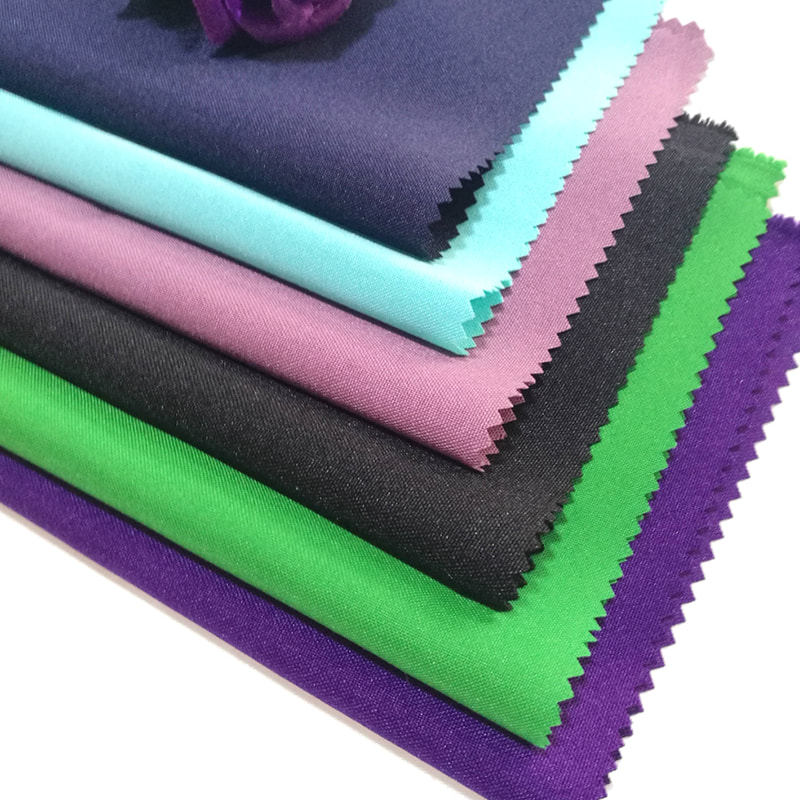 TWILL TMIE-03-1-5 Tissu polyester sergé minimat de poids moyen 170 GSM